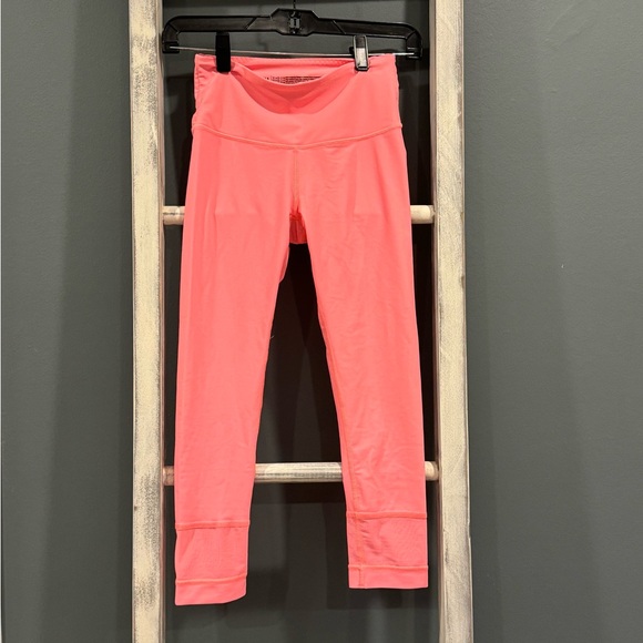Victoria's Secret Pants - Victoria’s Secret Sport Pink Capri Leggings